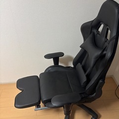 ゲーミングチェアの画像