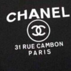 27日まで限定お値下げ‼️非常に入手困難‼️【非売品 シャネル ポーチ付き トート】正規品の画像