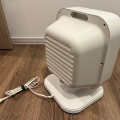 電気ストーブの画像