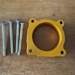 セレナC25のスロットルバルブスペンサー