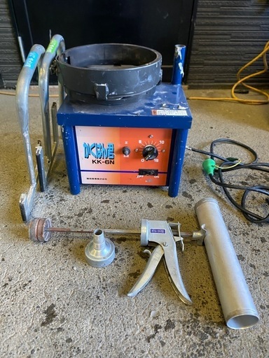 受渡者決まりました。
取りに来て頂ける方。コーキング撹拌機