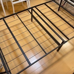 ベッド