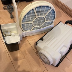 SHARP シャープ  加湿空気清浄機 プラズマクラスター 清掃済の画像
