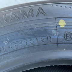 訳アリ新品タイヤ　ヨコハマ　ブルーアースの画像
