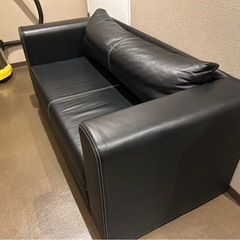 ③IKEA 2人掛けソファ