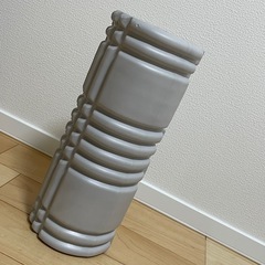 【最安値】筋膜ローラー ストレッチ ダイエット トレーニング 灰色の画像