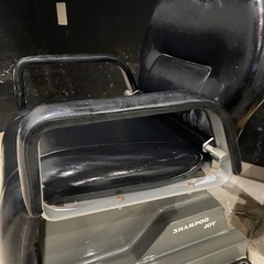 美容室などの電動椅子実働品