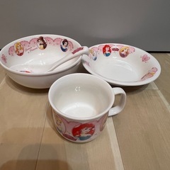 子供用食器セット　プリンセス　アンパマンの画像