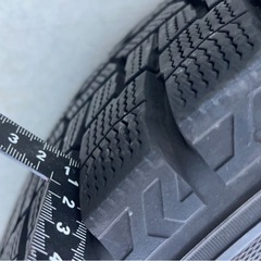 スタッドレスタイヤの画像