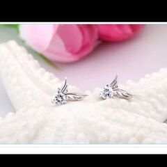 ≒j→→→m40-4/刻印有り/ブリリアントカットダイヤモンドＣＺ天使の翼ピアスの画像