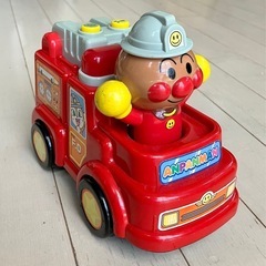 アンパンマン　おもちゃ　音がなる消防車