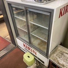 冷蔵ショーケース 業務用 リーチイン冷蔵ショーケース 100Vの画像