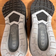 【新品未使用】[ナイキ] エア マックス パルス AIR MAX PULSE ピュアプラチナム/フットウェアホワイト 26.5cmの画像