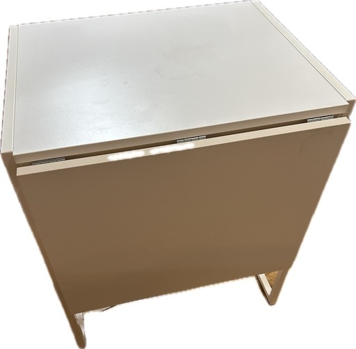 IKEA  MUDDUS　テーブル