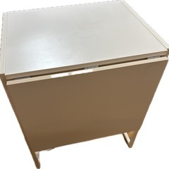 IKEA  MUDDUS　テーブル