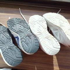 24㌢、24.5㌢上履き　ムーンスターの画像