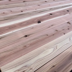 【特価品】杉 4000×45×90(mm) バラ売り！デッキ、下地、DIYなどに。在庫150本ありますので複数の方へ販売できます。の画像