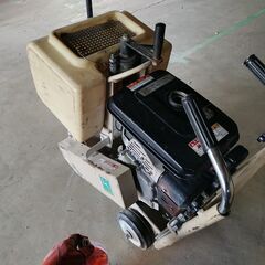 エンジンコンクリートカッター　明和  MCP-120の画像