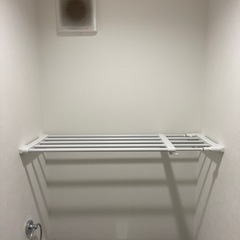 突っ張り棒、物置きの画像