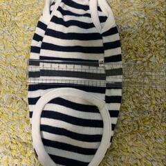 犬服2枚セット　ハートのロゴ入りMサイズの画像