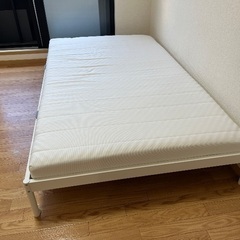 IKEA セミダブル ベッドフレーム