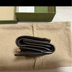 グッチ財布の画像