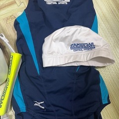セントラルスポーツ　スクールバッグ　水着などの画像
