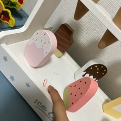 アイスクリーム屋さん　おしゃれな木のおもちゃの画像