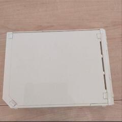 wii本体+ソフト6個 ※リモコンなしの画像