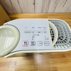SHARP シャープ 気化式加湿器 HV-E30-W プラズマクラスター搭載 ホワイト 2015年製の画像