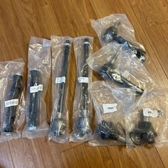 【新品】キャデラック対応 エスカレード 8個セット フロントサスペンションキットの画像