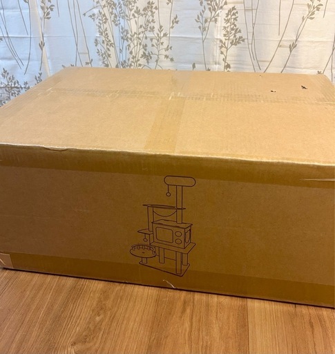 【新品】キャットタワー 木製 スリムデザイン 多頭 子猫キャットハウス