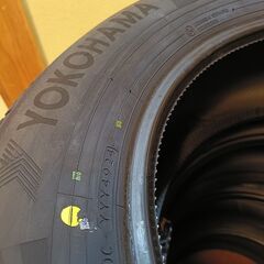 新品　未使用　24年製　スタッドレスタイヤ　4本　ヨコハマ　アイスガード　ice GUARD7 iG70 235/60R18 107Q アウトランダーGNなどの画像