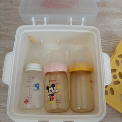 哺乳瓶3本まとめ売り　哺乳瓶消毒ケースの画像