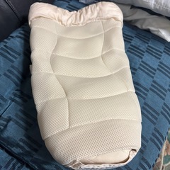 エルゴベビー 抱っこひも アイボリー　新生児　インサートの画像