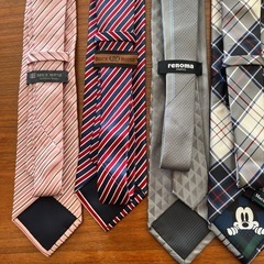 ネクタイ8本の画像