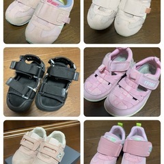 女の子　スニーカー　サンダル