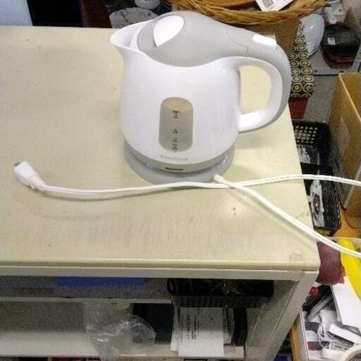 0111-029 コンパクトケトル KTK-300 EasyHome 1.0ℓ 【Z-528】