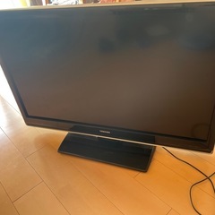 東芝 REGZA　テレビ42インチ 