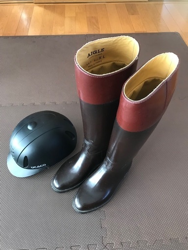 AIGLE乗馬ブーツとヘルメット