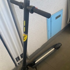値下げ決定‼️折り畳み‼️電動キックスケーター