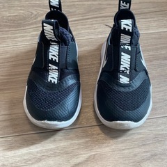 NIKE スニーカー　キッズ