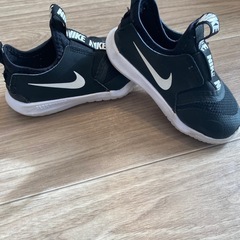 NIKE スニーカー　キッズの画像