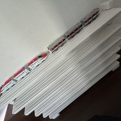 プラレール　トミカ　専用棚　　飾り棚