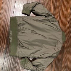 【120】UNIQLO  MA-1ブルゾンの画像