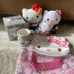 値下げ♪キティちゃんのぬいぐるみ　カップ　トレーなど
