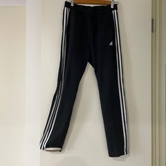 Adidasスウェット　スポーツタイプ