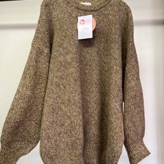 新品しまむらセーターブラウンLの画像