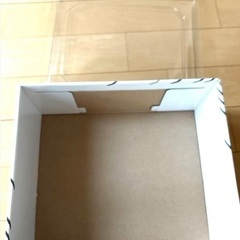 透明蓋付き収納箱 (おしゃれ帯いれ箱 )赤いドットの画像