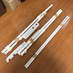 窓枠につけて使う物干し竿